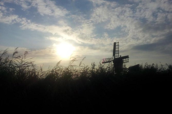 Small-Group Guided Sunset Canoe Tour in Waterland with Dinner - Is $96.11 a fair price?