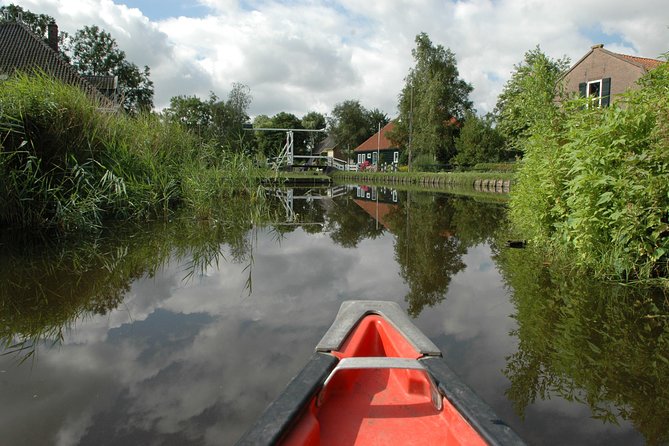 Small-Group Guided Sunset Canoe Tour in Waterland with Dinner - Who should book this outing?