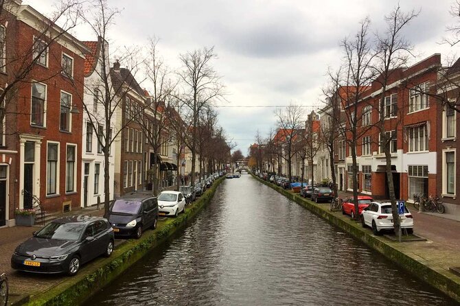 The Blue's Clues in Delft Exploration Game and Tour - Koornmarkt and the clues along Delft’s canals
