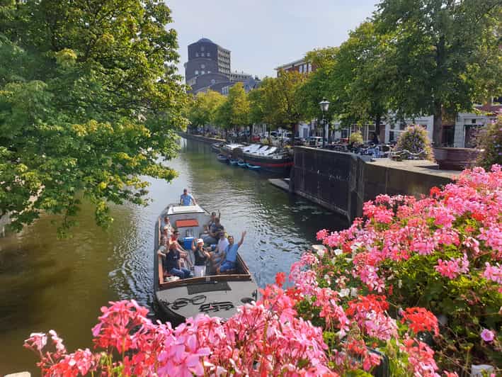 The Hague: City Canal Cruise - The Hague from the water