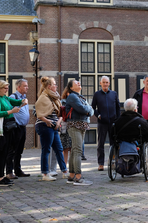 The Hague: City Walking Tour - Why this 1.5-hour walk is worth $9