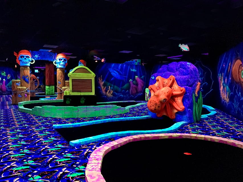 The Hague: Glowgolf Glow in the Dark Indoor Minigolf - Clean, friendly, and built for easy family fun