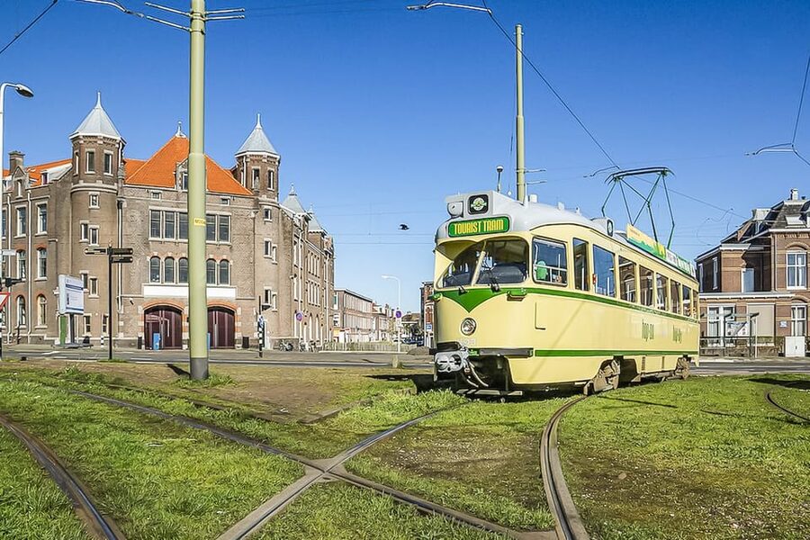 The Hague: Hop-on Hop-off Old-Fashioned Heritage Tram Tour - Madurodam and the approach to Scheveningen