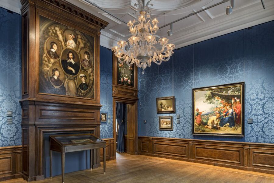 The Hague: Mauritshuis Entrance Ticket - Using the free multimedia app