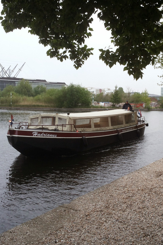 The Hague: One Way Boat Ticket to or from Delft - Starting in The Hague at Bierkade