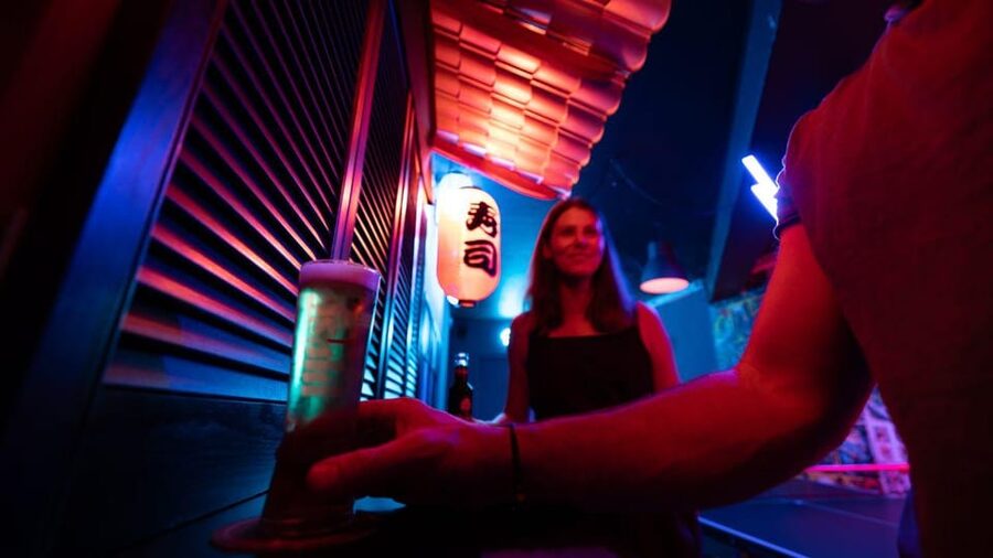 The Hague: Ping Pong Table Rental at a Secret Ping Pong Bar - Is $11 per person good value?