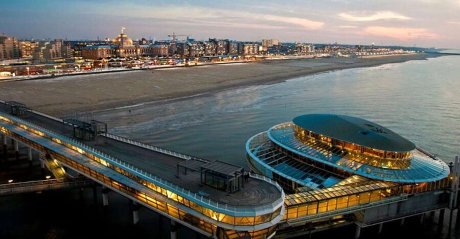 The Hague: Private Custom Walking Tour With A Local Guide - Starting at your hotel or a central meeting point