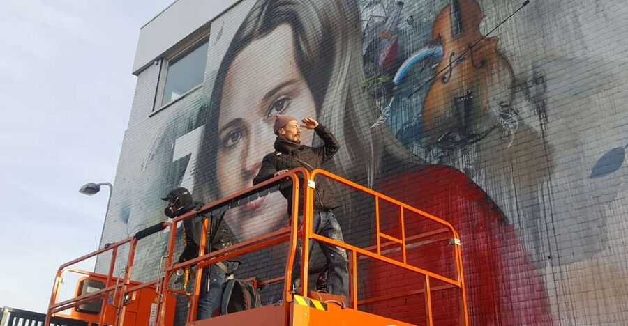 The Hague: Street Art Tour by Bike - A short stop at Laakhaven
