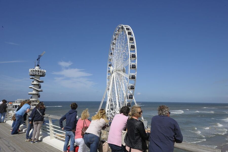 The Hague: The Pier SkyView Ticket with Drink and Snack - Staff, comfort, and the pace of the visit
