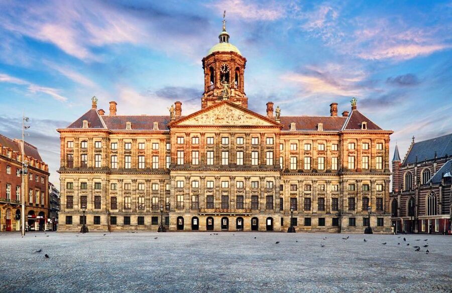 The True Story of Anne Frank's Diary Private Guided Tour - The guide makes the difference