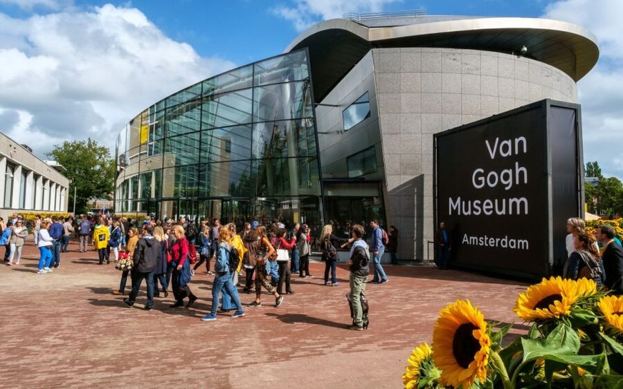 Van Gogh & Rijksmuseum Masterpieces Guided Tour 8 guests 5h - How much value do you get for $281?