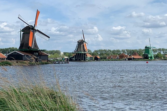 Visit Amsterdam Countryside with windmills by bike - Why this ride shows you more than Amsterdam’s center