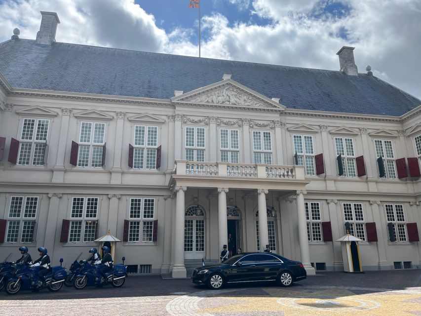 Visit the Girl with the Pearl Earring, The Hague & Delft - Why Girl with a Pearl Earring comes first