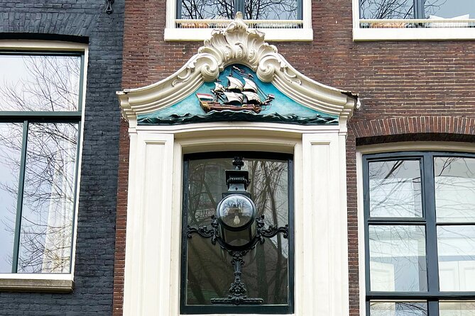 Walking Tour about Golden Age Architecture, private local guide - Prinsengracht warehouses: where architecture had a job to do
