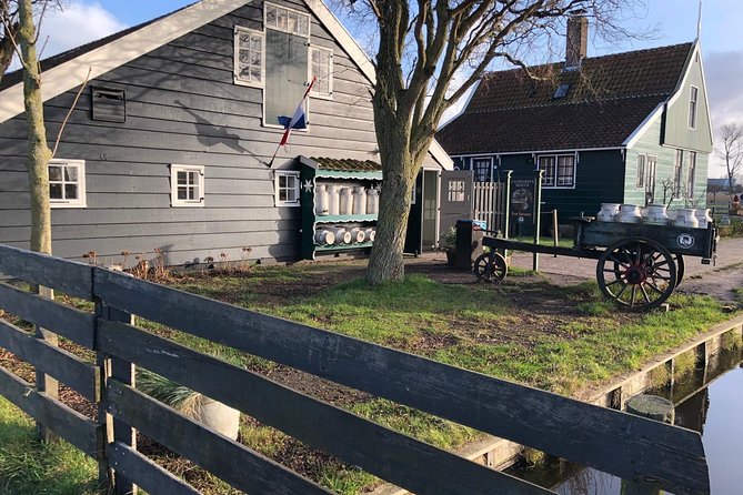 Windmill village Zaanse Schans from Amsterdam Central Station - Catharina Hoeve Cheese Farm: tasting with a practical stop
