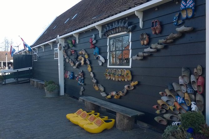 Zaanse Schans 3-Hour Private Tour from central Amsterdam, Airport or Port - Arriving by private vehicle from Amsterdam