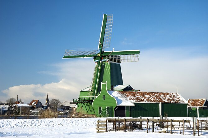Zaanse Schans and Cheese Tasting Guided Tour from Amsterdam - The clog museum and wooden-shoe workshop