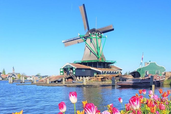 Zaanse Schans and Volendam Private Tour – Clogs, Cheese and More - Zaanse Schans: working windmills, pretty views, and crowds