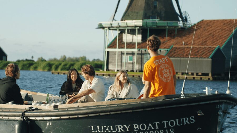 Zaanse Schans: Cruise UNESCO Windmills Village + Live Guide - What $7 buys you