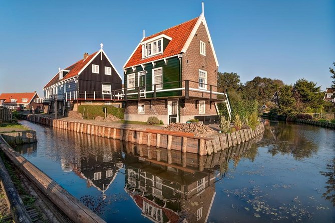 Zaanse Schans, Edam, Volendam and Marken Tour - Volendam: harbor views and the best lunch break
