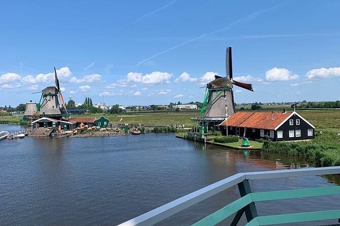 Zaanse Schans Giethoorn Private Tour from Amsterdam Canal Cruise - Two Dutch icons in one long day