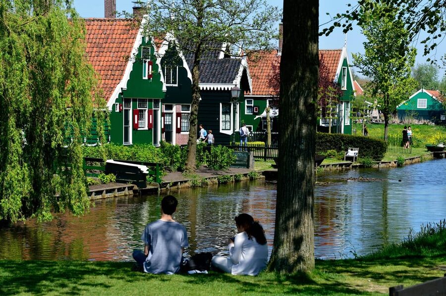 Zaanse Schans: Windmill & Museum Entry Ticket w/ Audio Guide - Zaanse Tijd Museum and the smaller heritage stops