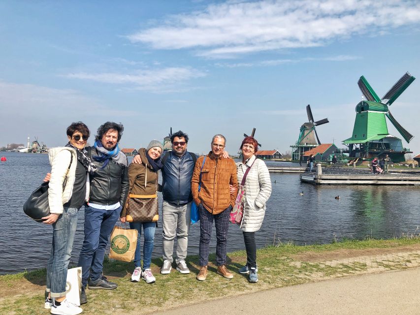 Zaanse Schans Windmills 4-Hour Tour in Italian - Green houses, bridges, and a slower Dutch rhythm