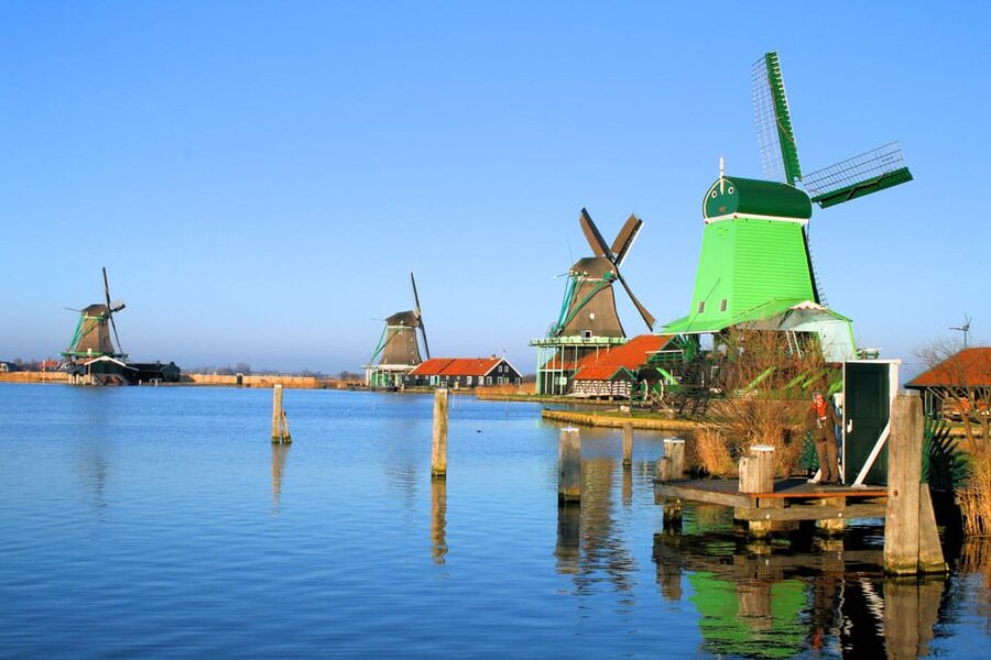 Zaanse Schans: Windmills, Clogs & Cheese by Electric Scooter - Following the Routiq route through North Holland