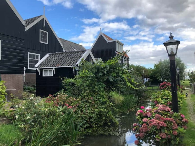 Zaanse Schans Windmills, Fishing Villages & Countryside - The guide can shape the day
