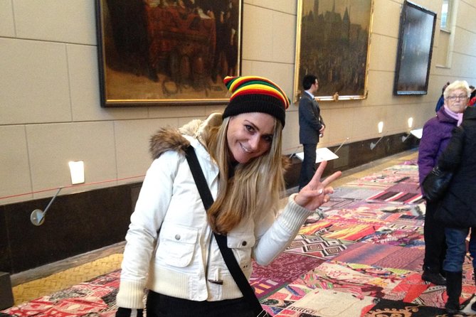 Zen Amsterdam Tour : Alternative History and High Experiences - Dam Square and the Royal Palace in 20 minutes